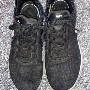 Used unisex Nike Air Max